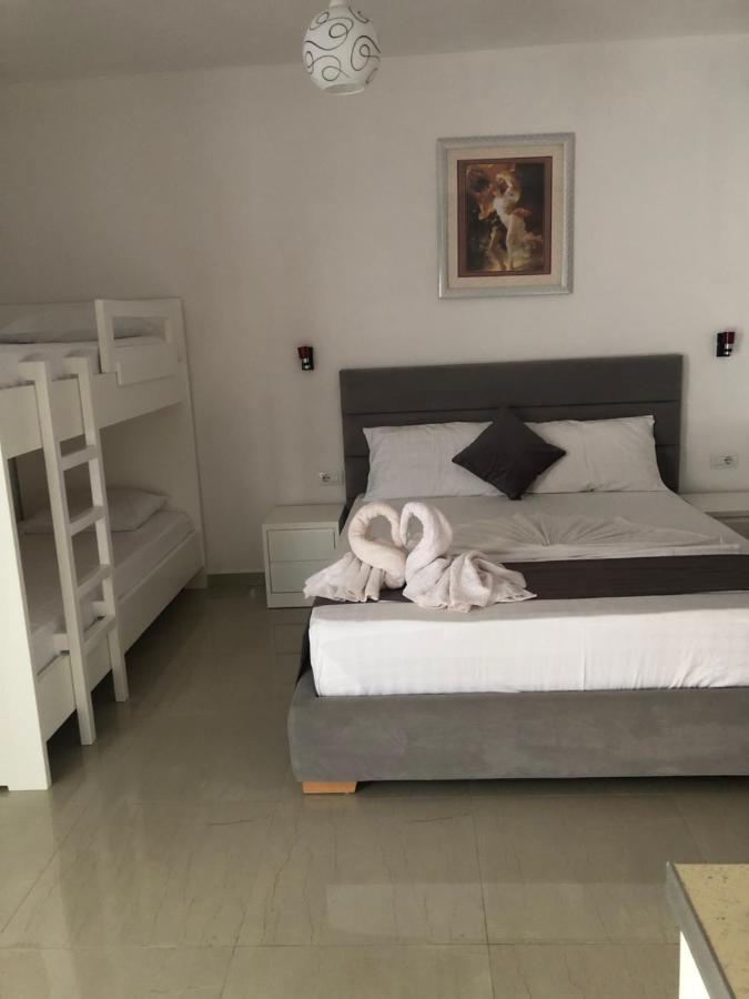 Vila Xhafa Ksamil Dış mekan fotoğraf